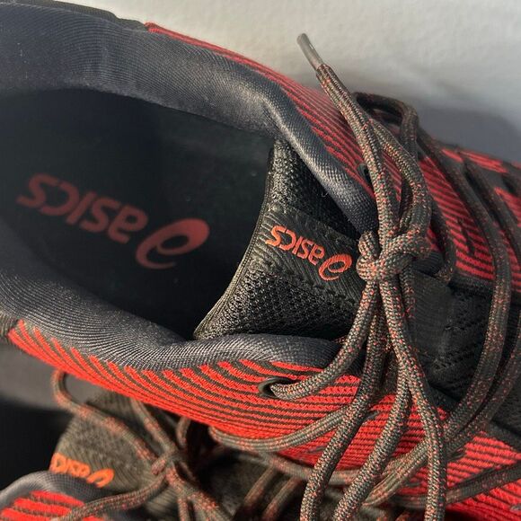 ASICS Gel Quantum 360 Running Shoe Sneaker Men’s 9.5 Black Red - Picture 2 of 7